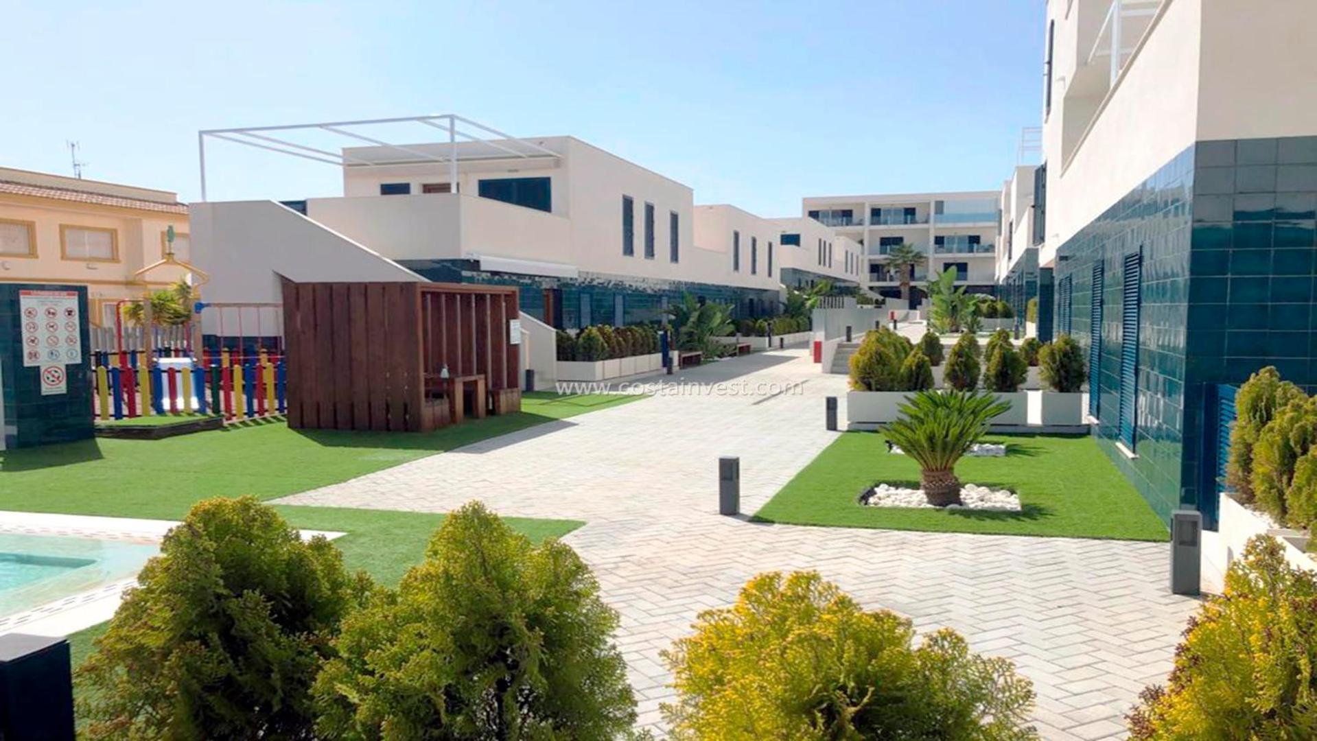 Appartamento Palmview Poolside Heaven In Turquesa Del Mar Orihuela Esterno foto